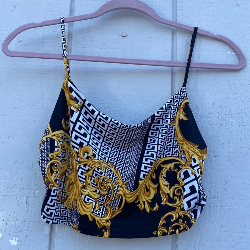 Crop top
